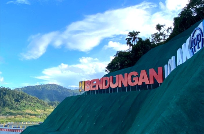 Pembuatan Signage Akrilik Profesional: Proses, Bahan, dan Finishing yang Elegan